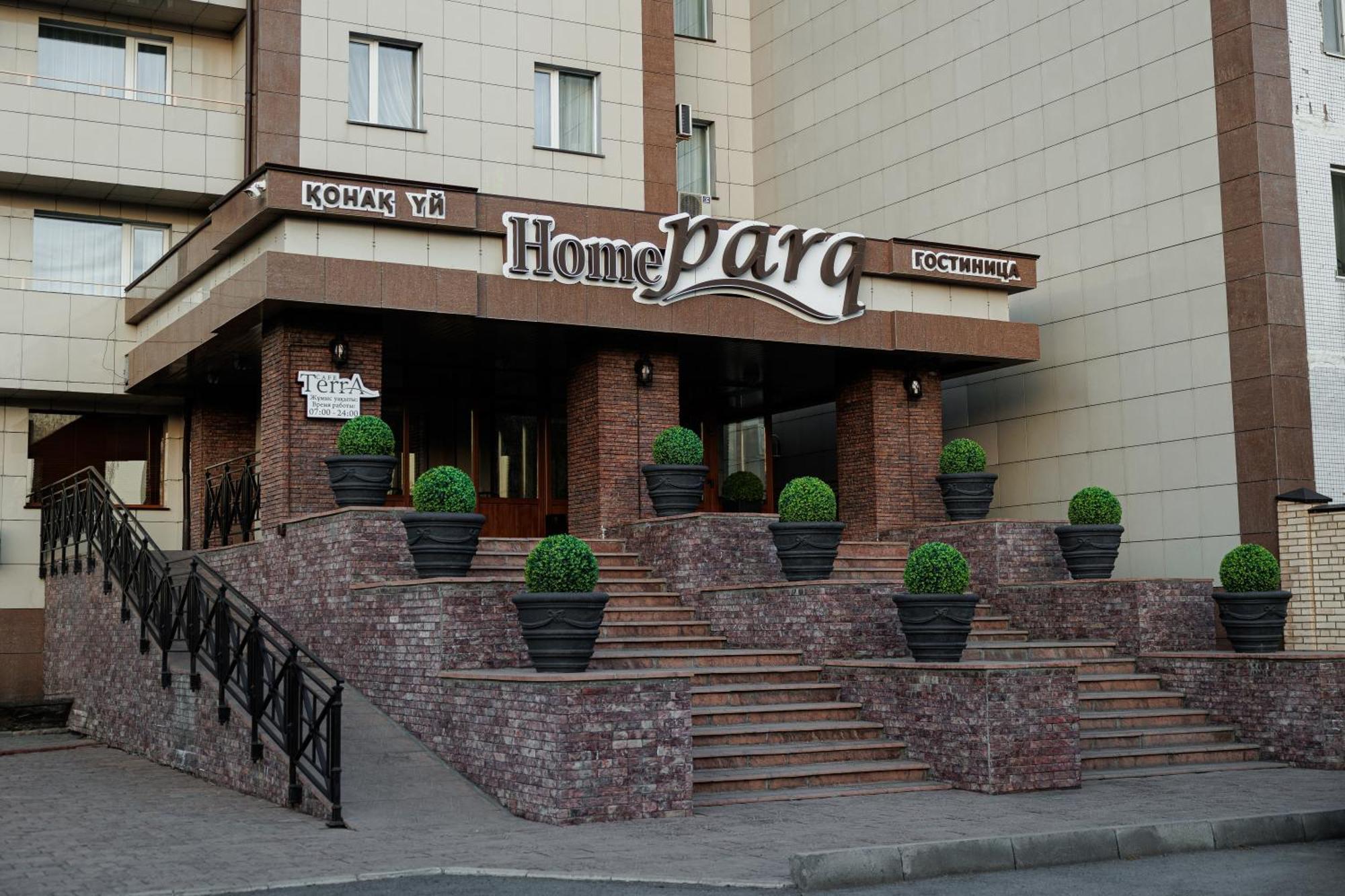 Hotel Home Parq Ekibasztuz Kültér fotó