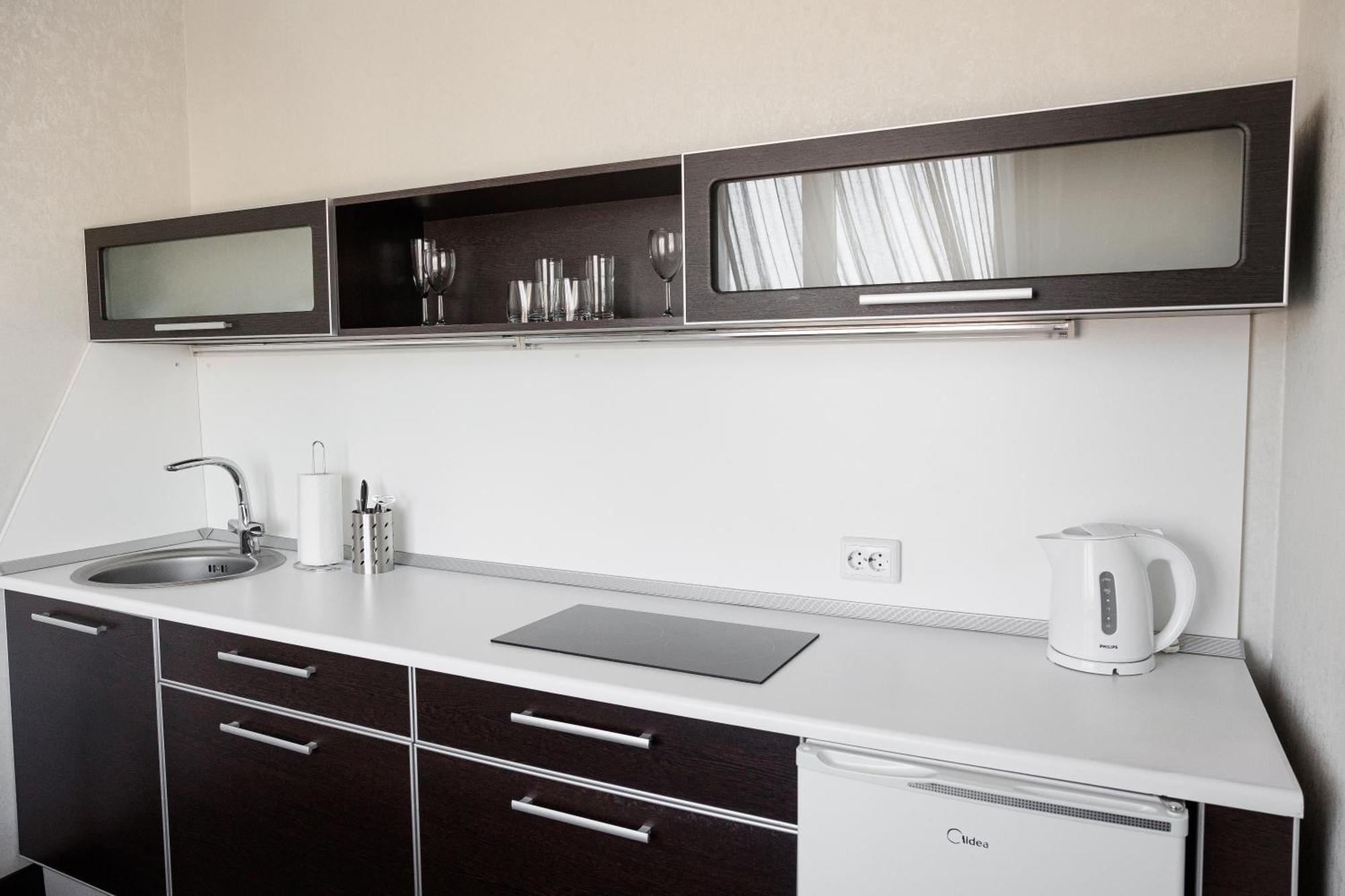 Hotel Home Parq Ekibasztuz Kültér fotó