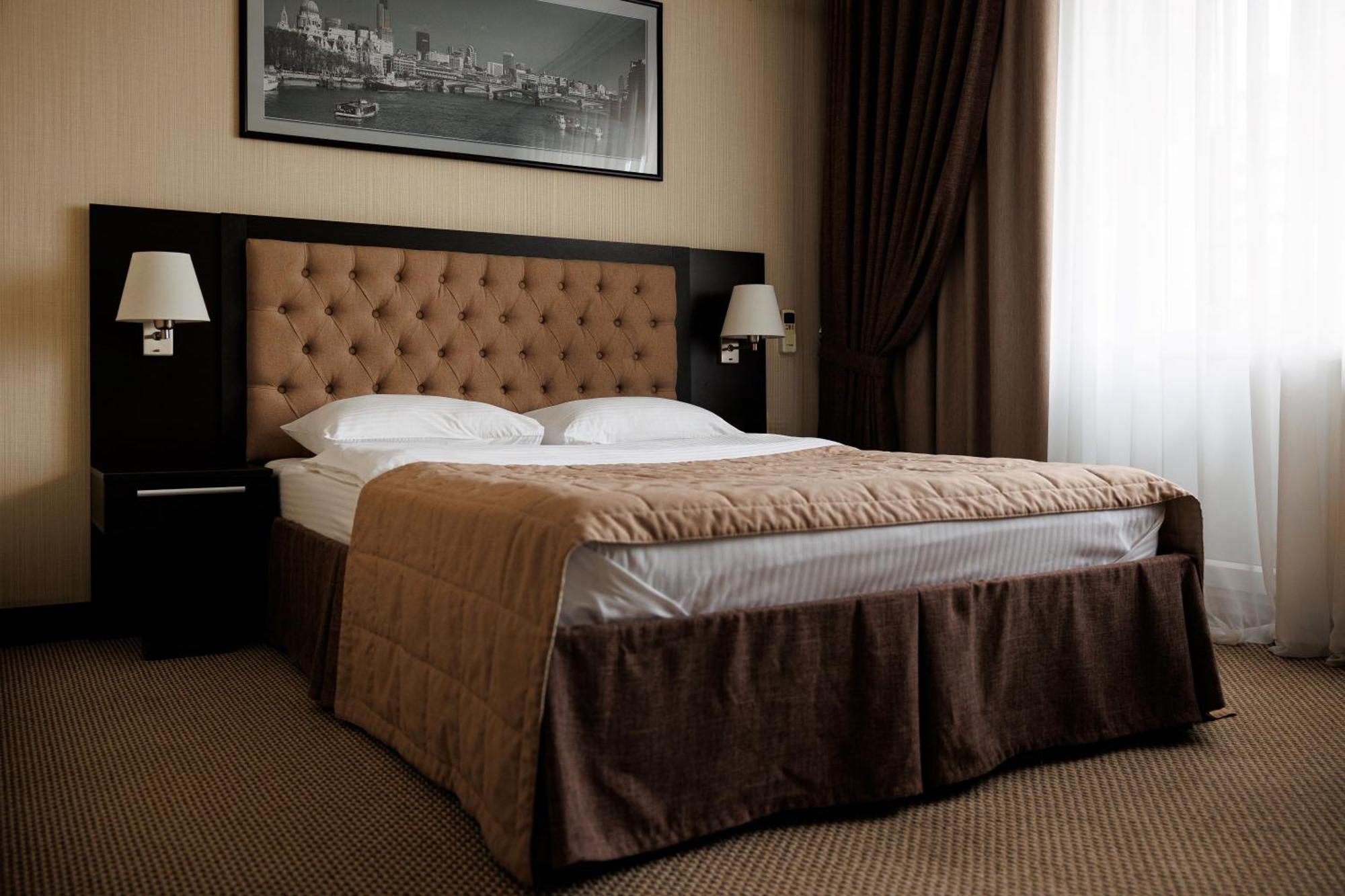 Hotel Home Parq Ekibasztuz Kültér fotó